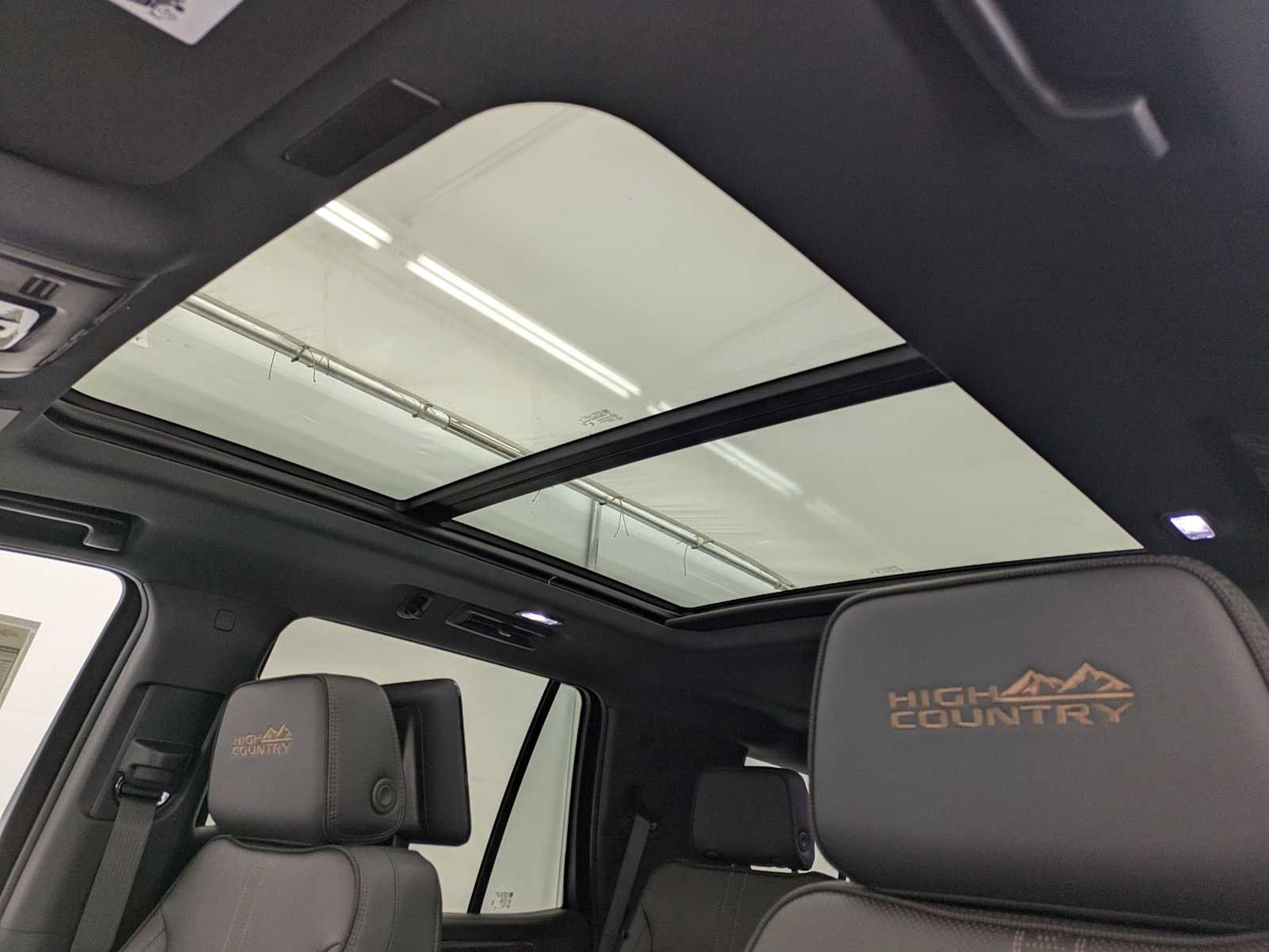 New 2026 Chevrolet Tahoe High Country image 21