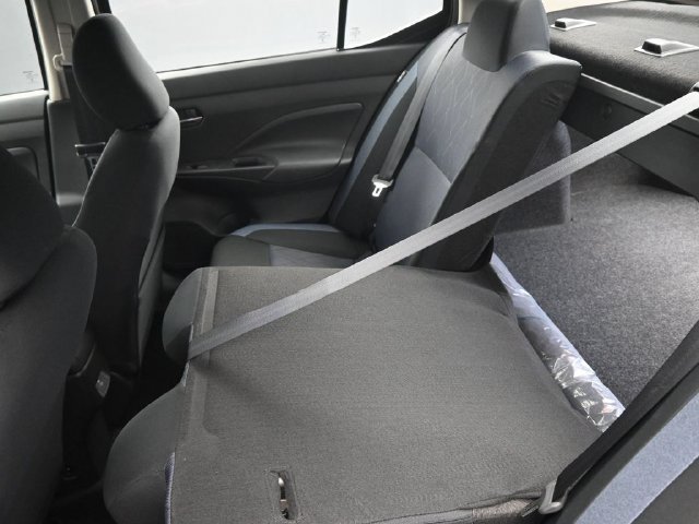 Used 2025 Nissan Versa SV w/ Trunk Package FWD image 17