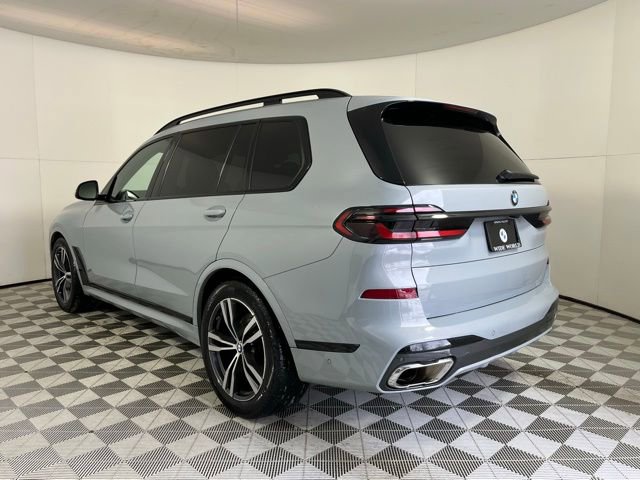 Used 2023 BMW X7 xDrive40i w/ M Sport Package image 4