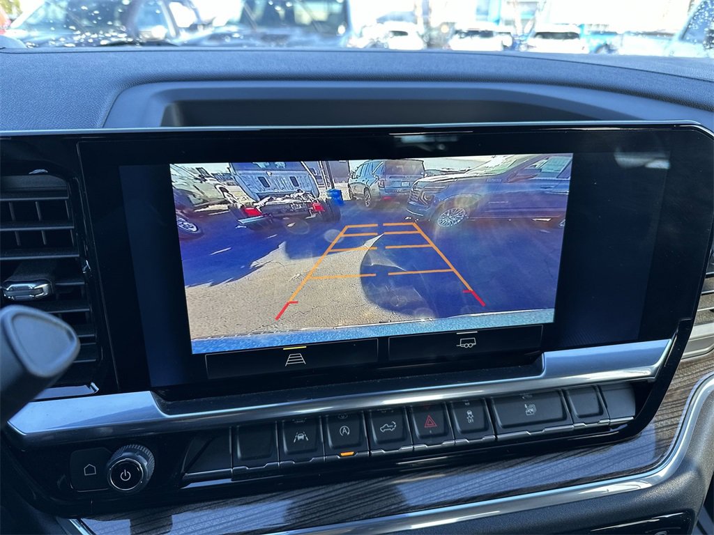 Used 2024 Chevrolet Silverado 1500 LT image 17