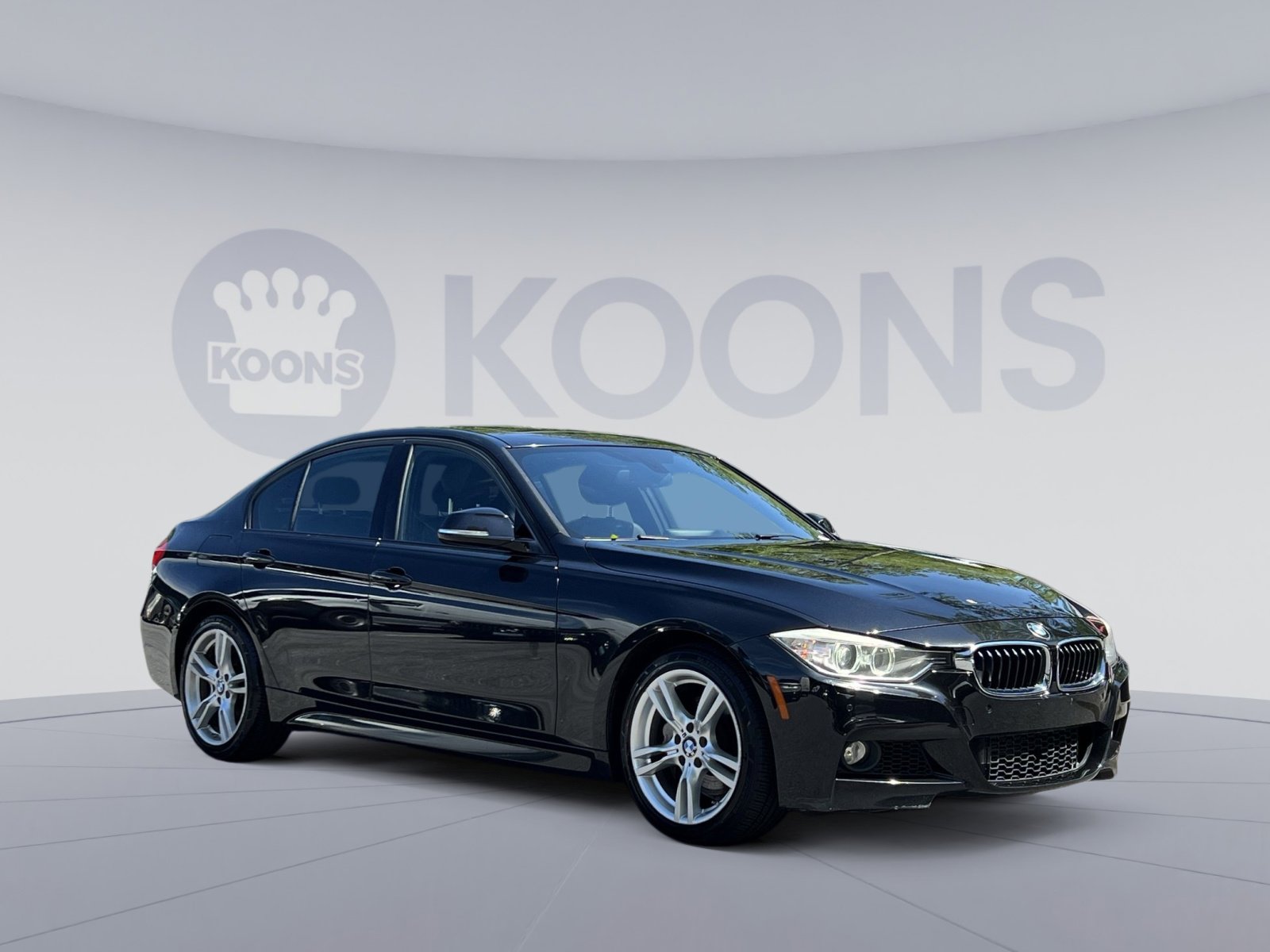 Used 2015 BMW 328i xDrive Sedan AWD/4WD image 2