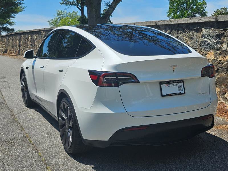 Used 2023 Tesla Model Y Performance AWD/4WD image 13