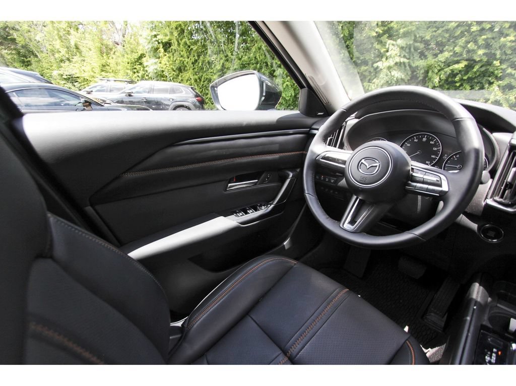 Used 2025 MAZDA CX-50 2.5 Turbo w/ Weather Package AWD/4WD image 6