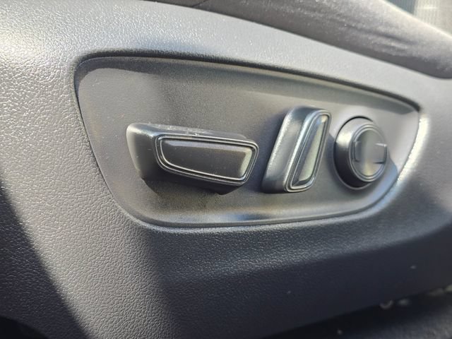 Used 2023 Toyota RAV4 SE w/ Weather & Moonroof Package AWD/4WD image 25
