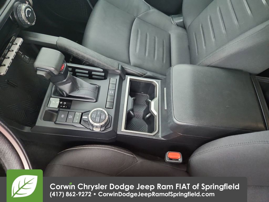 Used 2024 Toyota Tacoma TRD Off-Road image 22