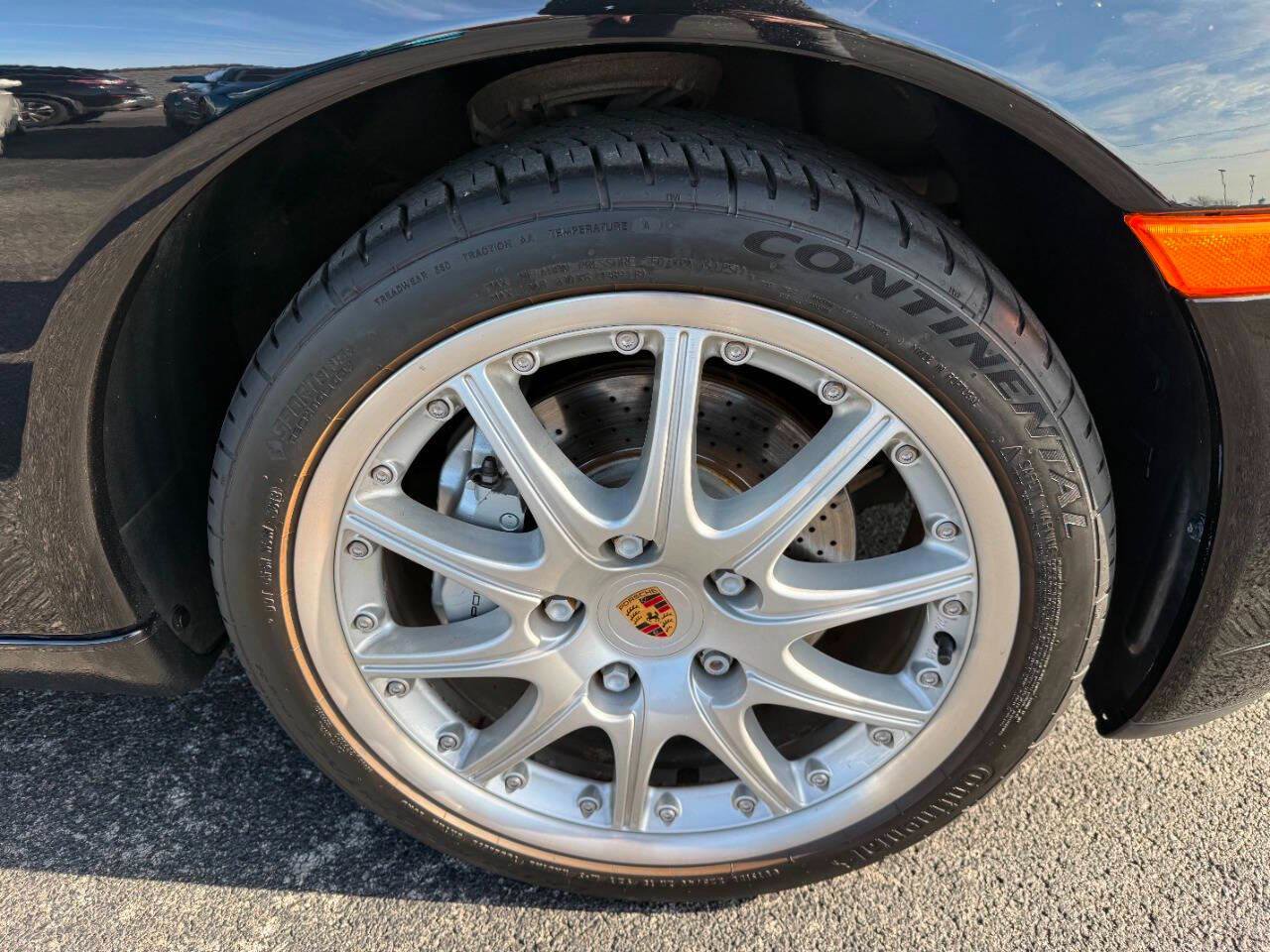 Used 2000 Porsche 911 Carrera 4 image 28
