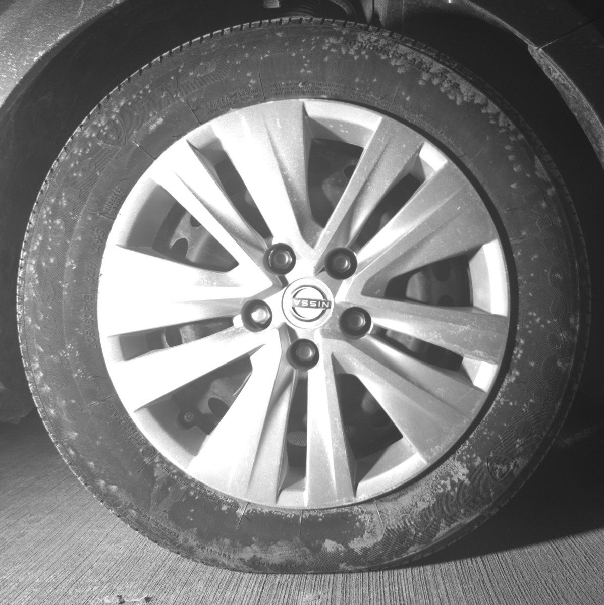 Used 2025 Nissan Sentra S FWD image 13