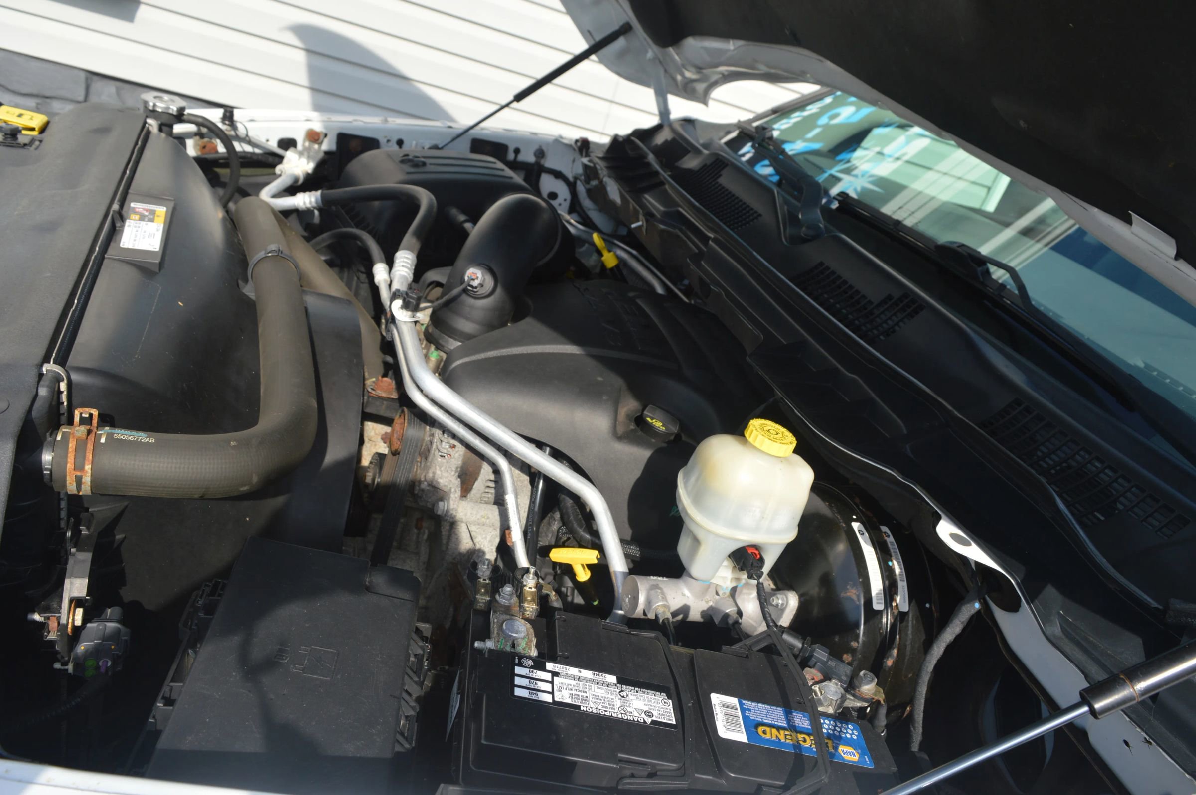 Used 2014 RAM 1500 Express image 30