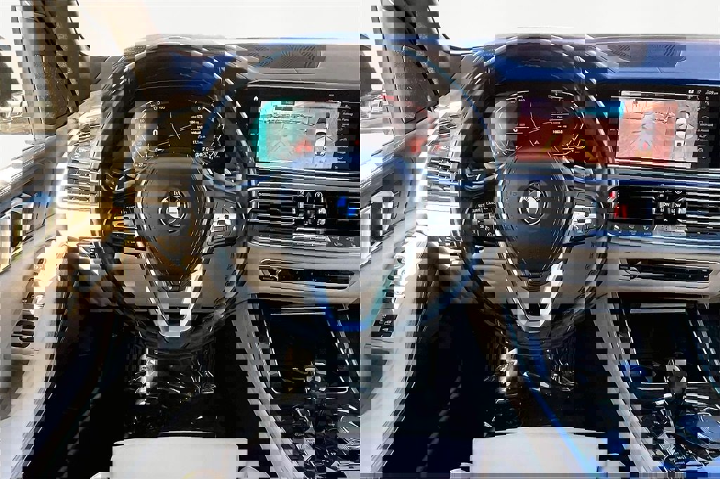 Used 2019 BMW X5 xDrive40i w/ Convenience Package image 5