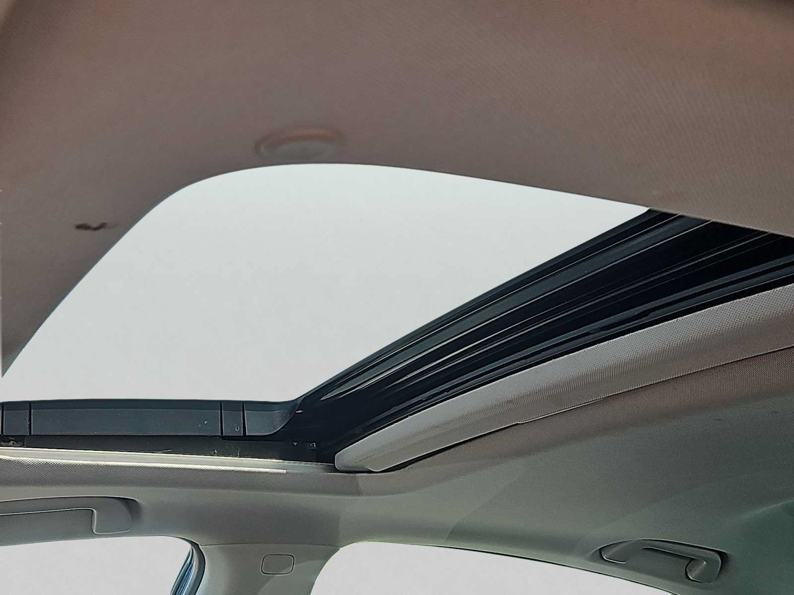 Certified 2019 Honda Accord EX image 13