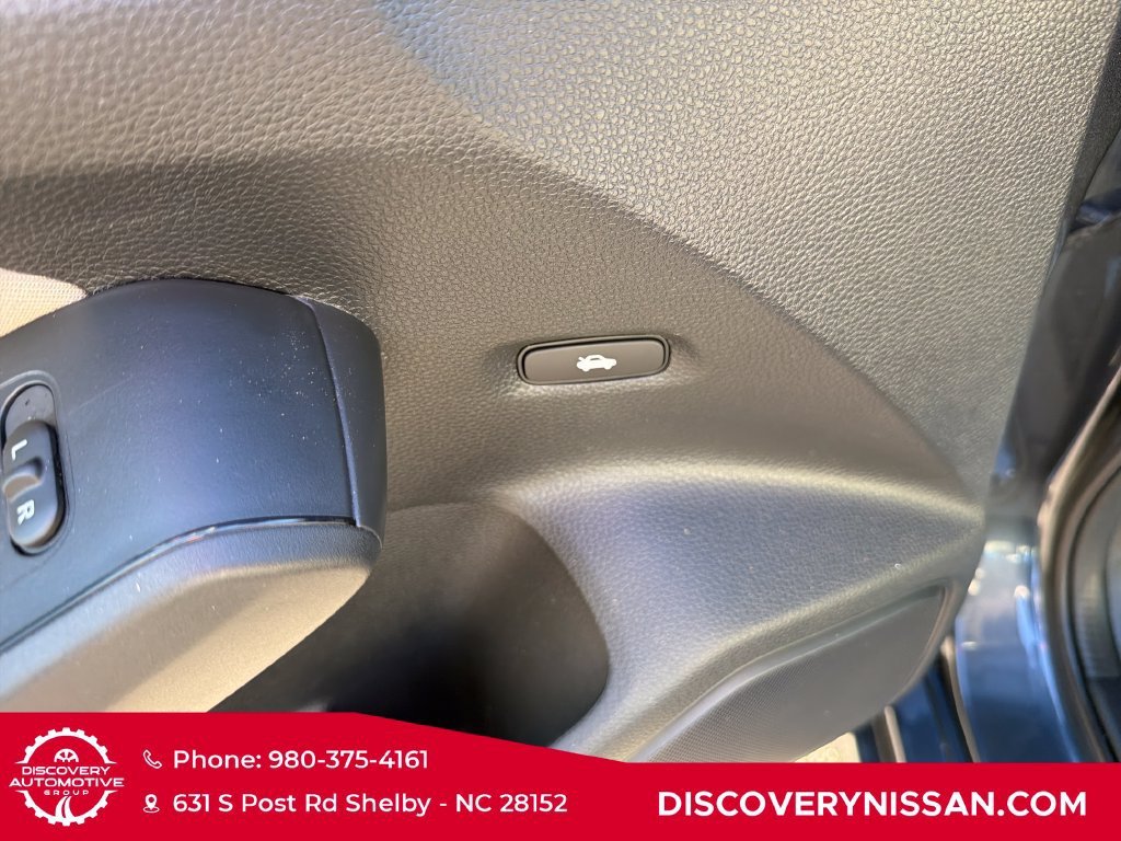 Used 2023 Honda Civic EX image 12