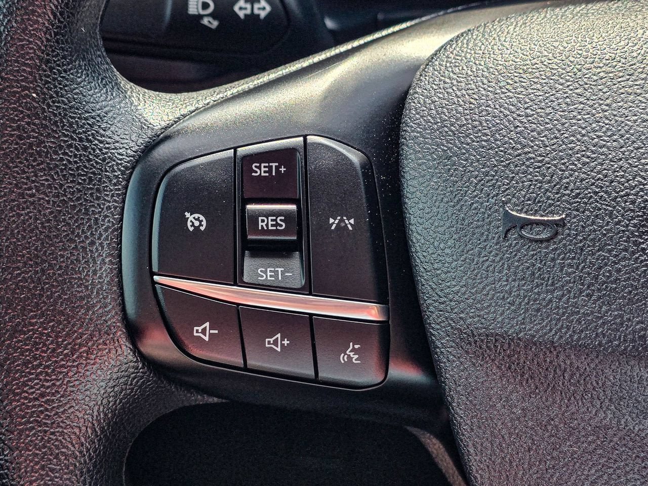 Used 2025 Ford Escape Active FWD image 22