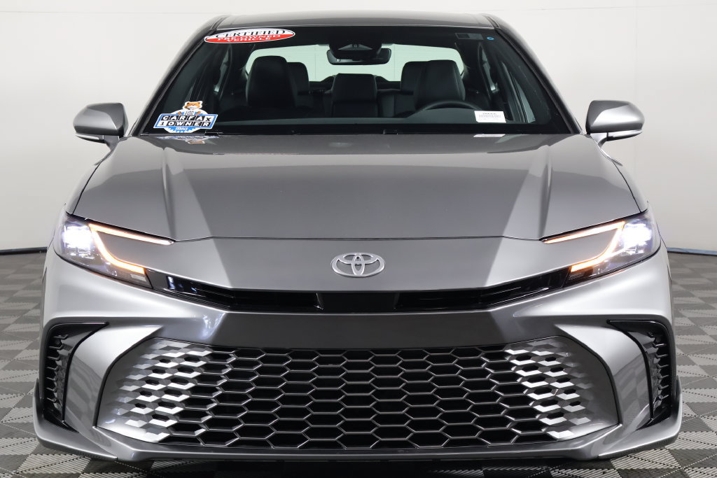 Used 2026 Toyota Camry XSE FWD image 2