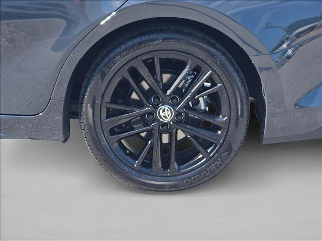 Used 2025 Toyota Camry SE image 24