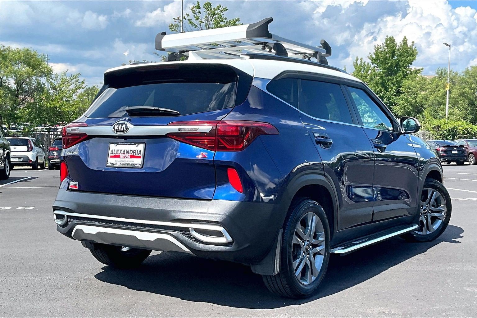 Used 2021 Kia Seltos S AWD/4WD image 12