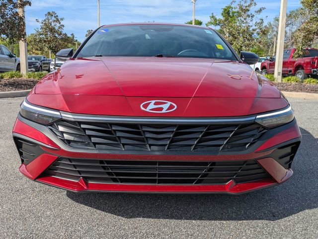 Used 2025 Hyundai Elantra Sport FWD image 9