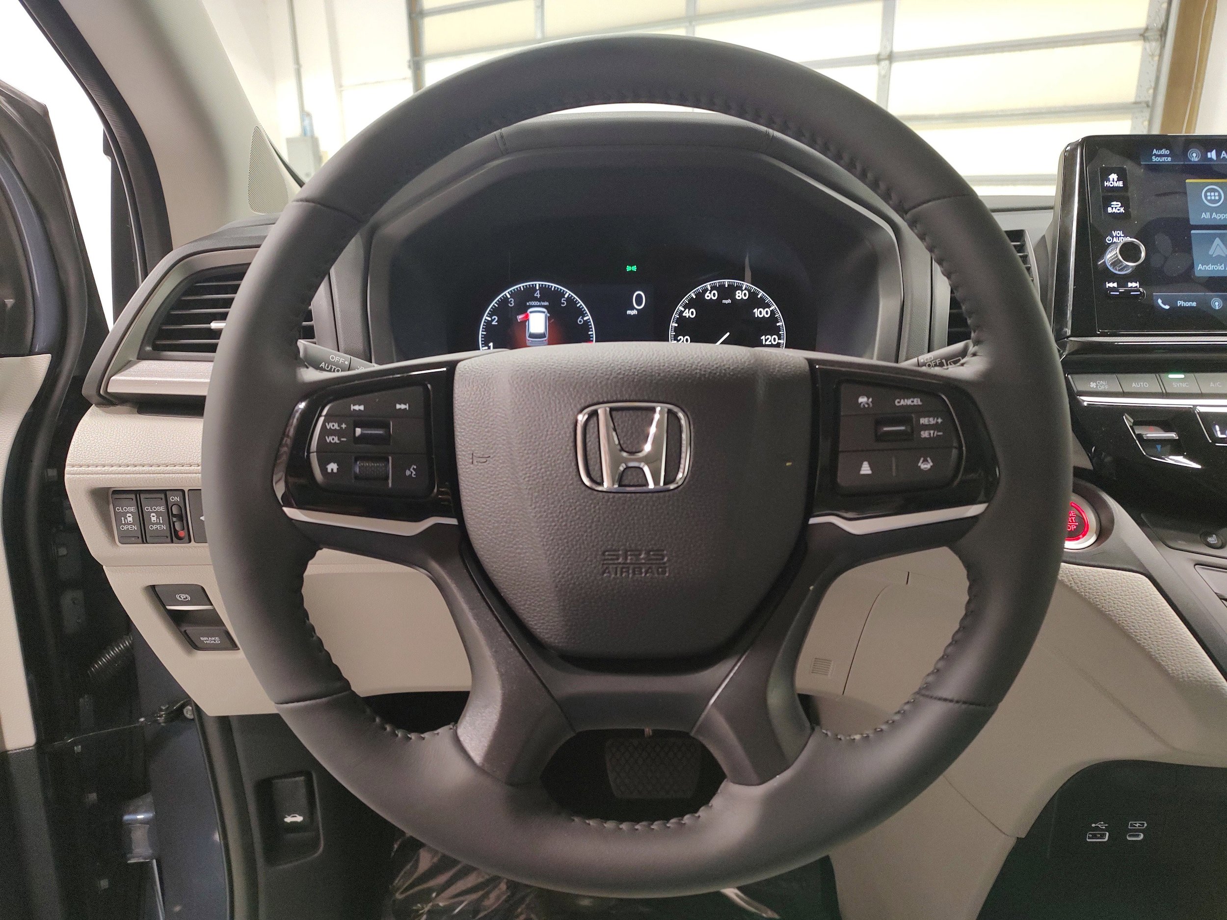 New 2026 Honda Odyssey EX-L image 5
