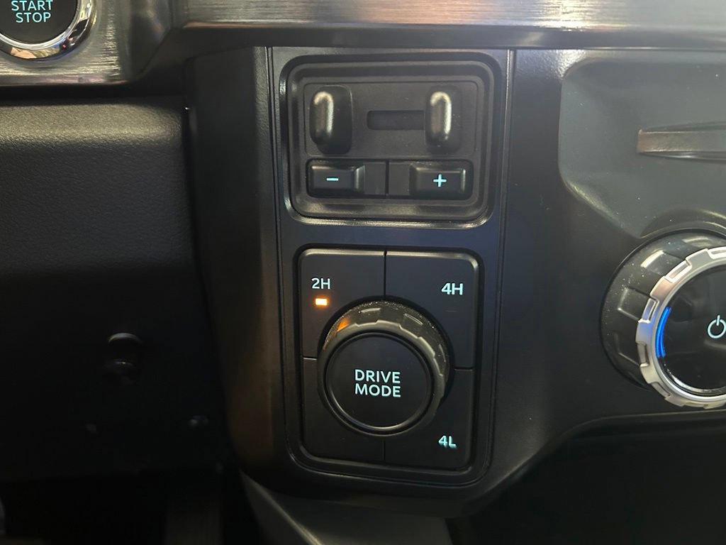 Used 2025 Ford F350 Lariat AWD/4WD image 53