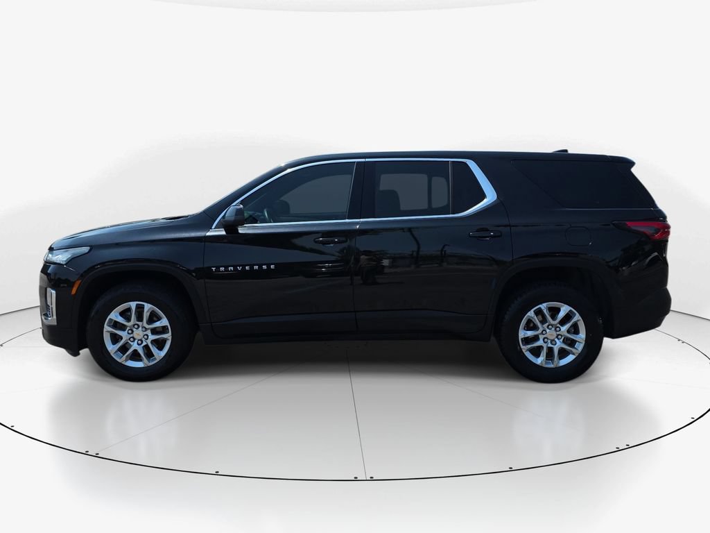 Used 2023 Chevrolet Traverse LS FWD image 10