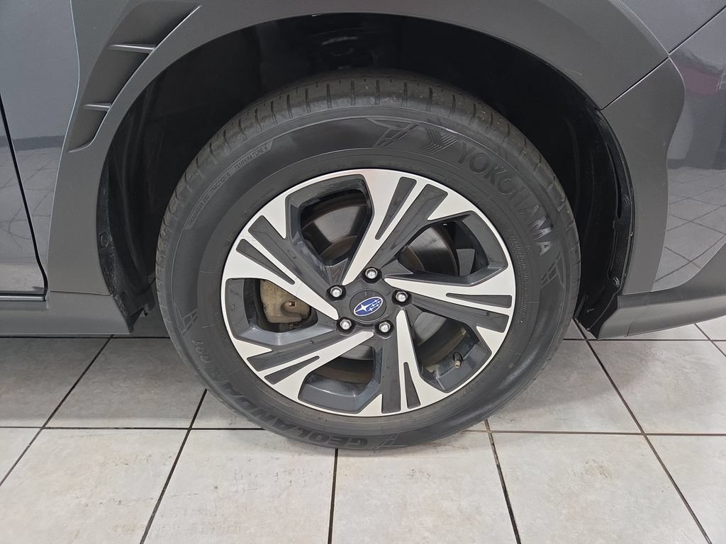 Used 2025 Subaru Crosstrek 2.5i Premium AWD/4WD image 52