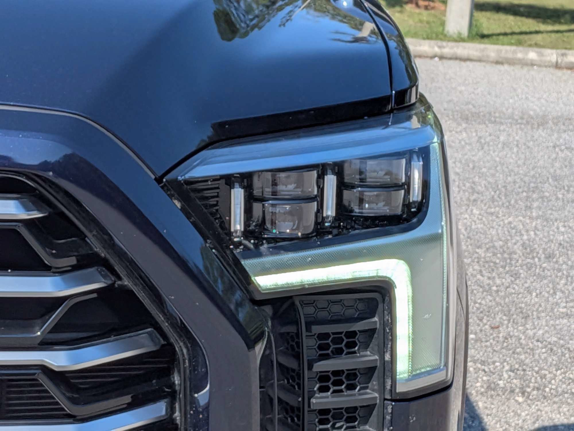 Used 2024 Toyota Tundra Capstone AWD/4WD image 9