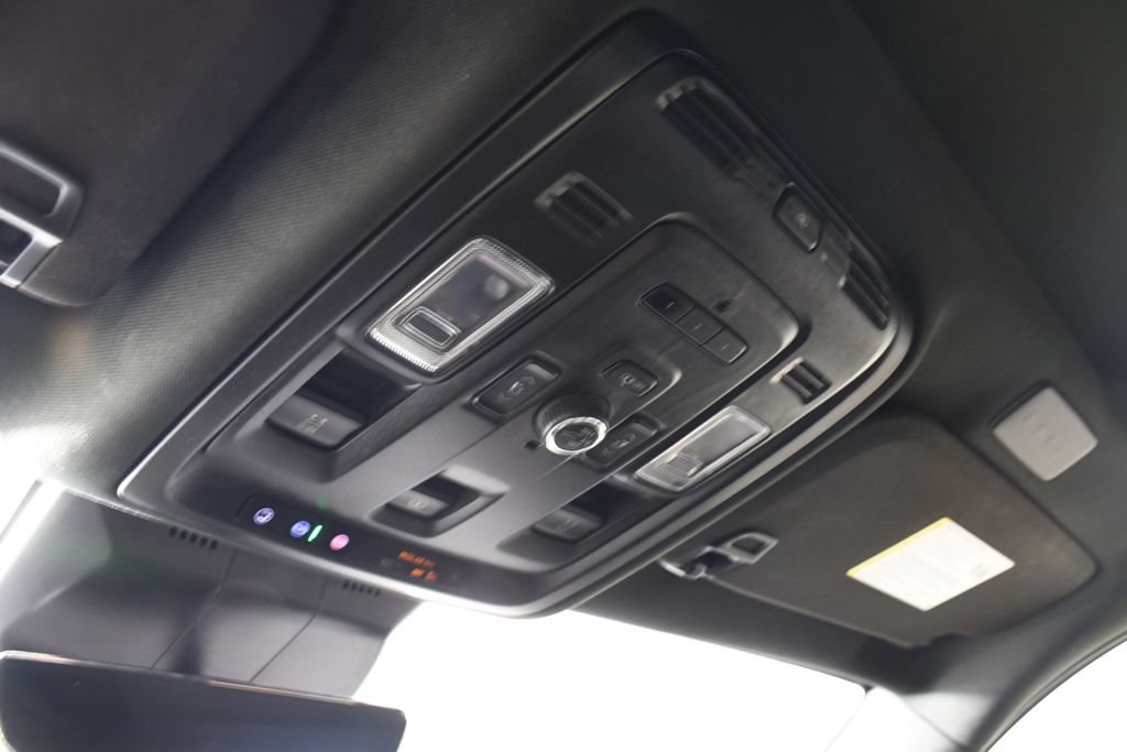 Used 2021 Cadillac Escalade Sport w/ Driver Assist Tech Package AWD/4WD image 33