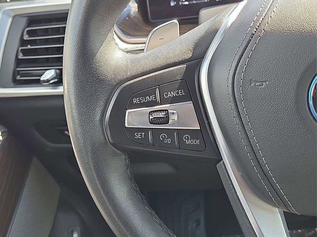 Used 2024 BMW X5 xDrive50e image 18