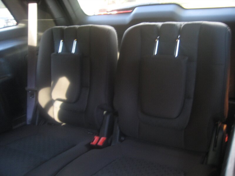 Used 2015 Ford Explorer XLT FWD image 19
