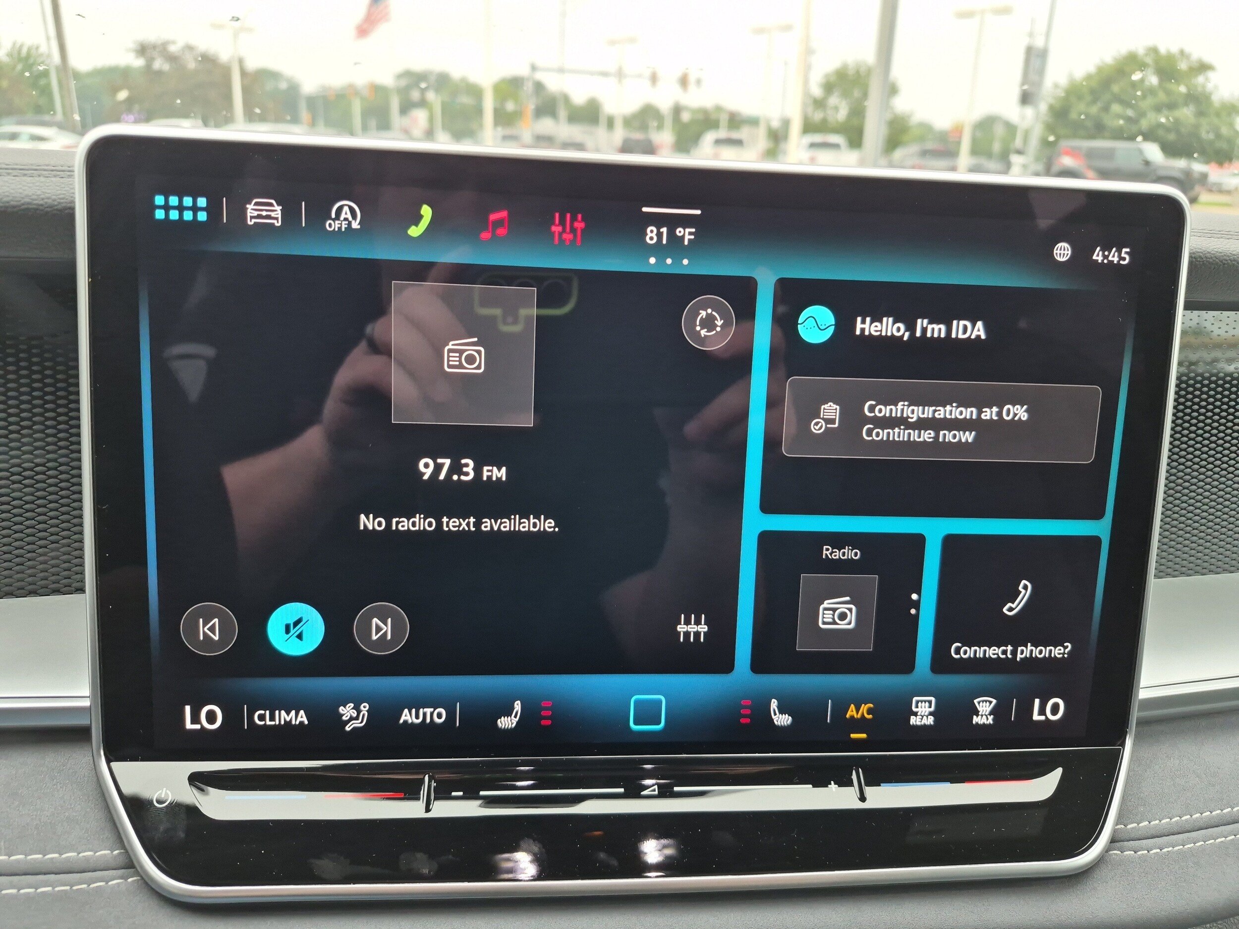 New 2026 Volkswagen Tiguan SE R-Line AWD/4WD image 17