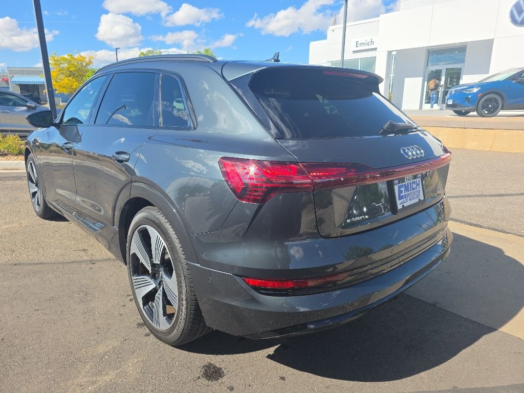 Used 2023 Audi e-tron Premium Plus w/ Premium Plus Package AWD/4WD image 3