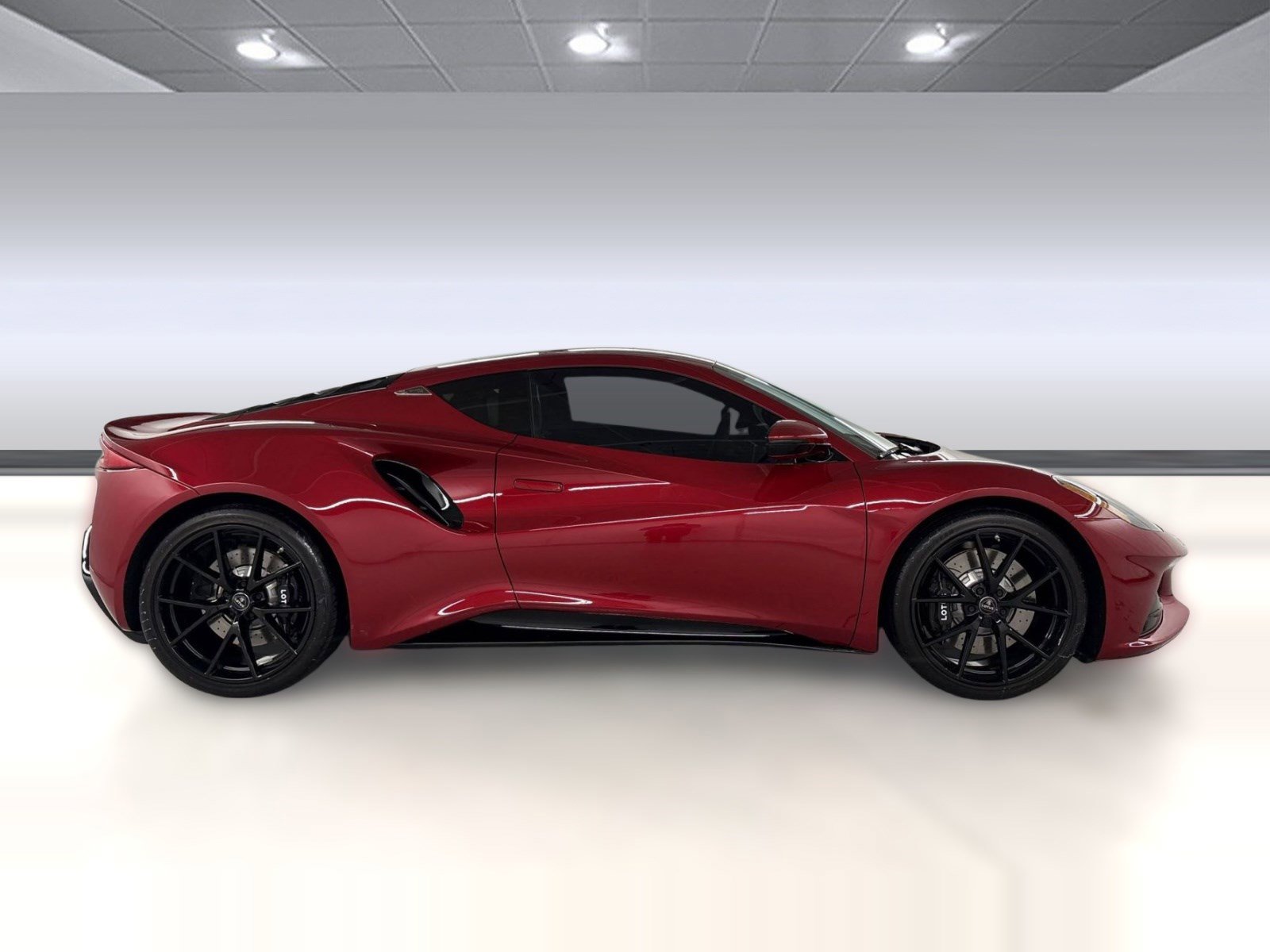 Used 2025 Lotus Emira RWD image 8