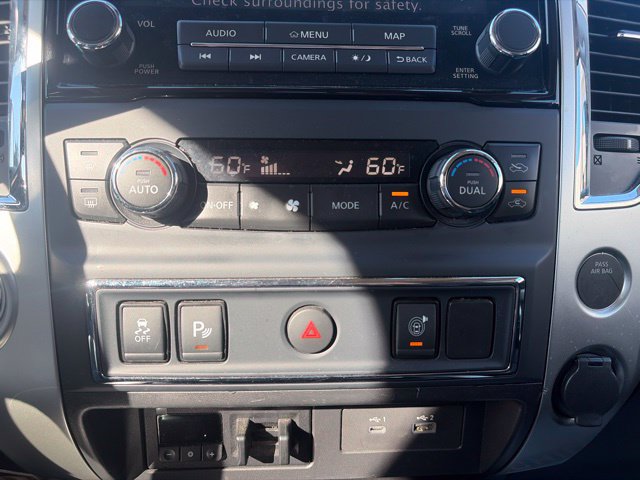 Used 2020 Nissan Titan SV w/ SV Convenience Package RWD image 26