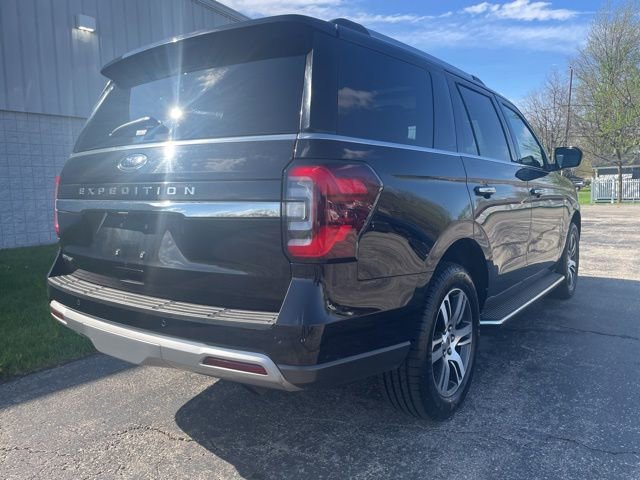 Used 2023 Ford Expedition Limited AWD/4WD image 15