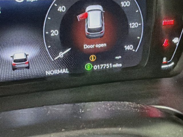 Used 2025 Honda Pilot Elite image 16