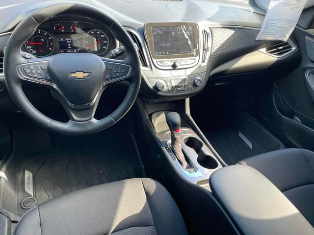 Used 2024 Chevrolet Malibu RS image 2