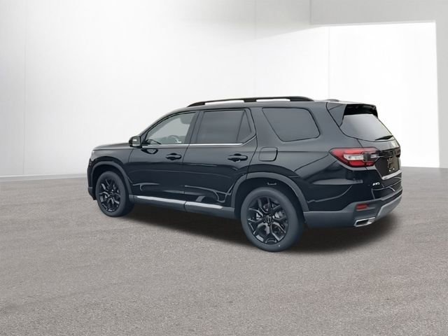 New 2025 Honda Pilot Touring image 6
