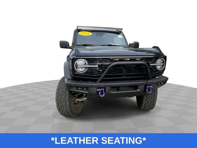 Used 2021 Ford Bronco Black Diamond image 4