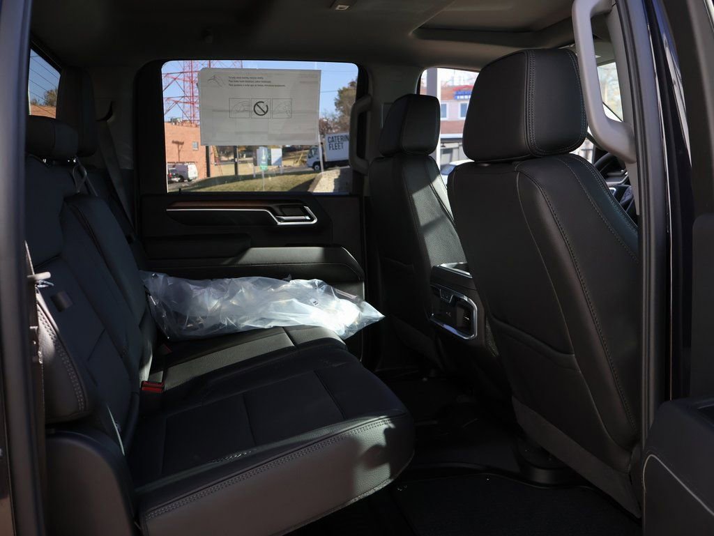 New 2026 GMC Sierra 2500 Denali w/ Denali Reserve Package image 11