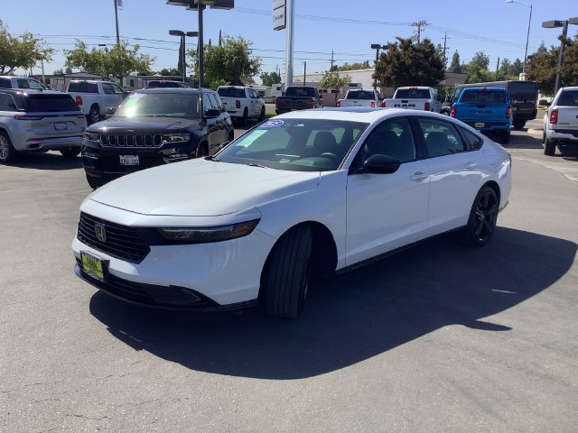 Used 2025 Honda Accord Sport image 5
