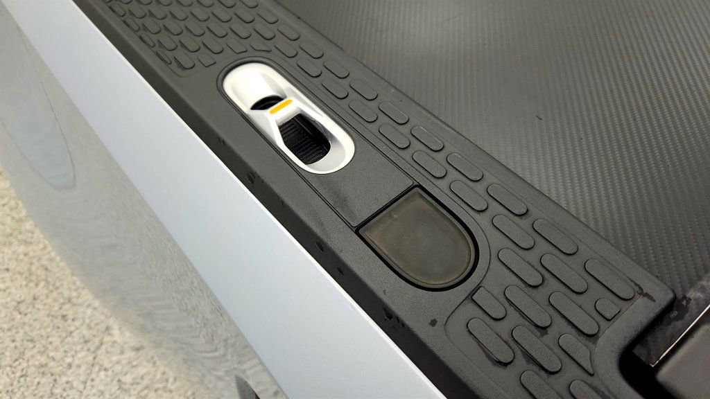 Used 2023 Rivian R1T Adventure image 25