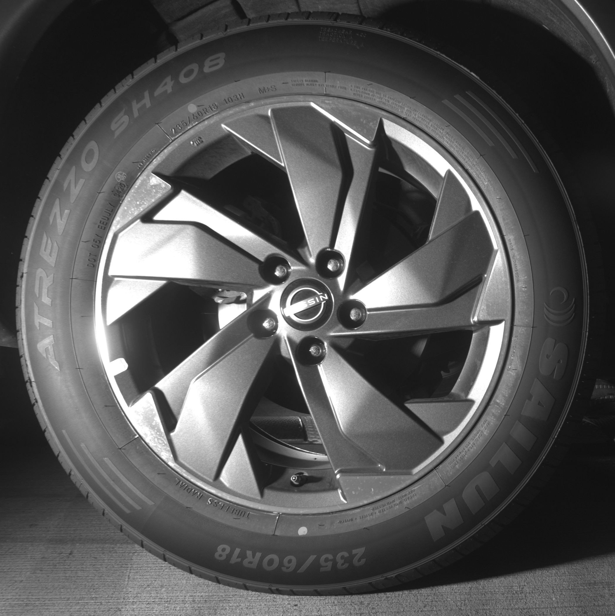 Used 2025 Nissan Rogue SV image 15