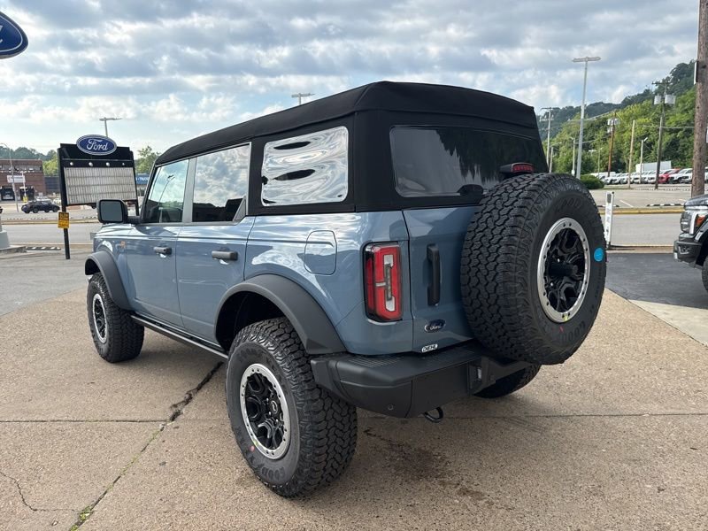 New 2025 Ford Bronco Badlands image 5