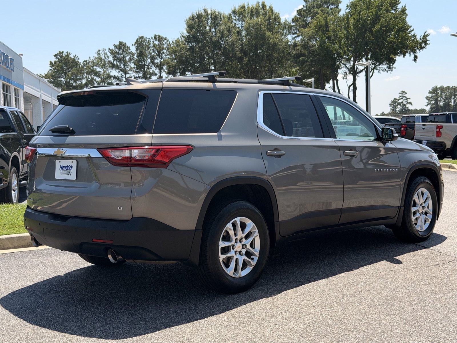 Used 2019 Chevrolet Traverse LT FWD image 12