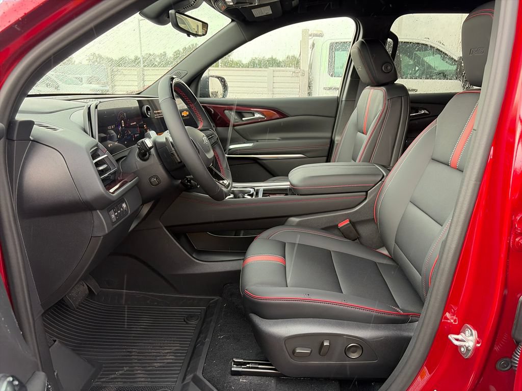 New 2027 Chevrolet Traverse RS w/ LPO, Floor Liner Package AWD/4WD image 13