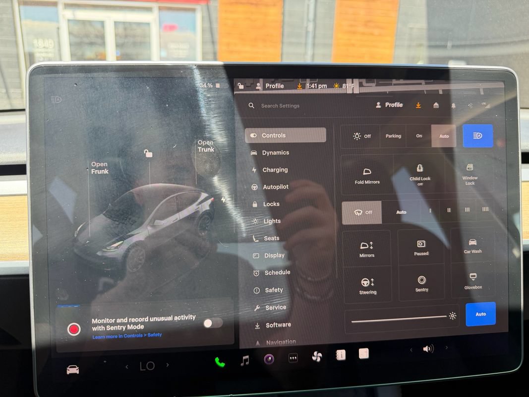 Used 2023 Tesla Model Y Long Range AWD/4WD image 36