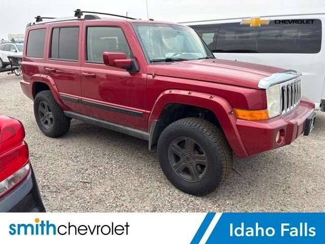 Used 2010 Jeep Commander Limited AWD/4WD image 1