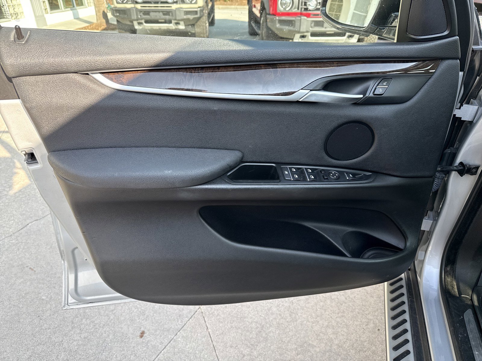 Used 2014 BMW X5 xDrive35d image 18