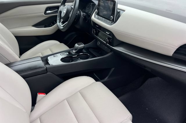 Used 2023 Nissan Rogue SV w/ SV Premium B Package FWD image 20