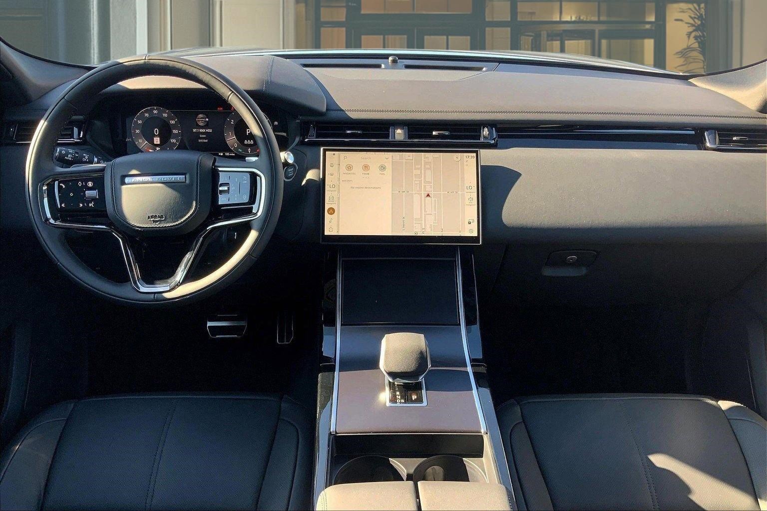 Used 2026 Land Rover Range Rover Velar Dynamic SE AWD/4WD image 9
