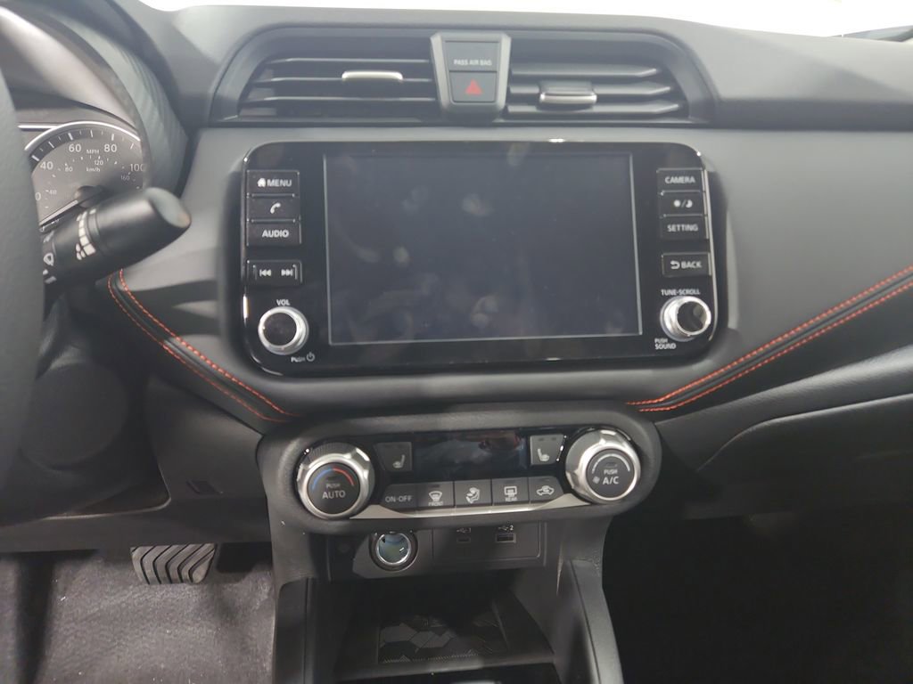 New 2025 Nissan Versa SR w/ Trunk Package image 18